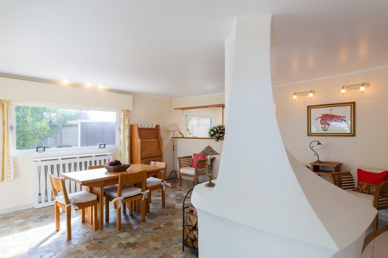 Haus Mit Garten Ueber Der Bucht Von Cannes 瓦洛里 外观 照片